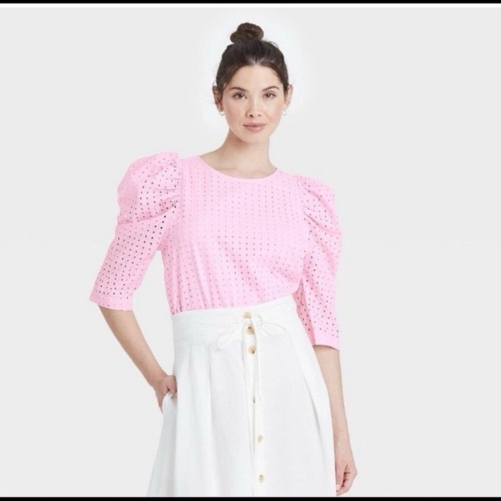 A.n.a Pink Eyelet Puff Sleeve Top